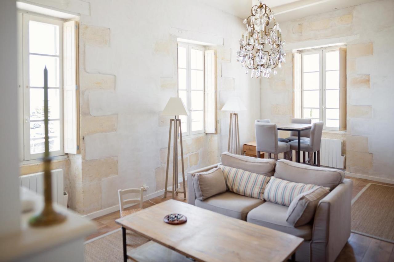 Apartmán XVIII Century Gem With Magnificent Views Of The Harbour With A Private Garage Saint-Martin-de-Ré Exteriér fotografie