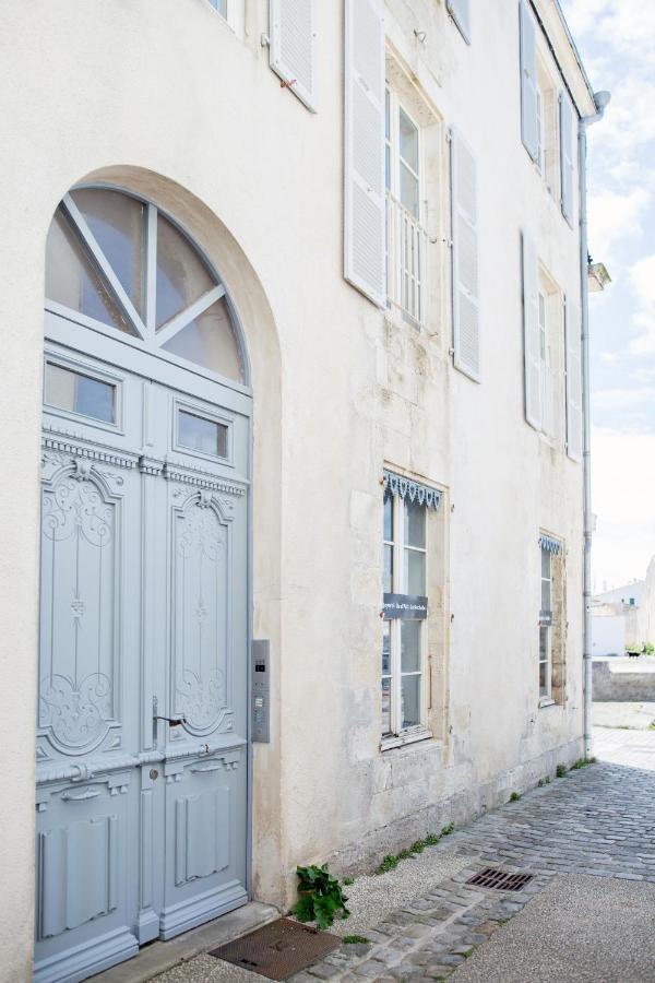 Apartmán XVIII Century Gem With Magnificent Views Of The Harbour With A Private Garage Saint-Martin-de-Ré Exteriér fotografie