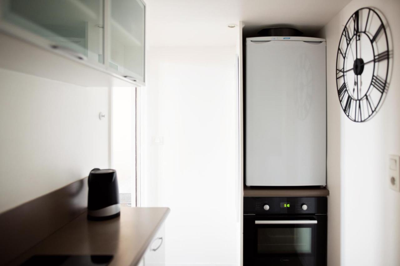 Apartmán XVIII Century Gem With Magnificent Views Of The Harbour With A Private Garage Saint-Martin-de-Ré Exteriér fotografie